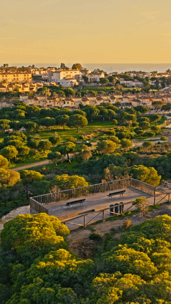 El Balcón de las Estrellas en el Parque El Camaleón de Islantilla, mirador natural en Huelva